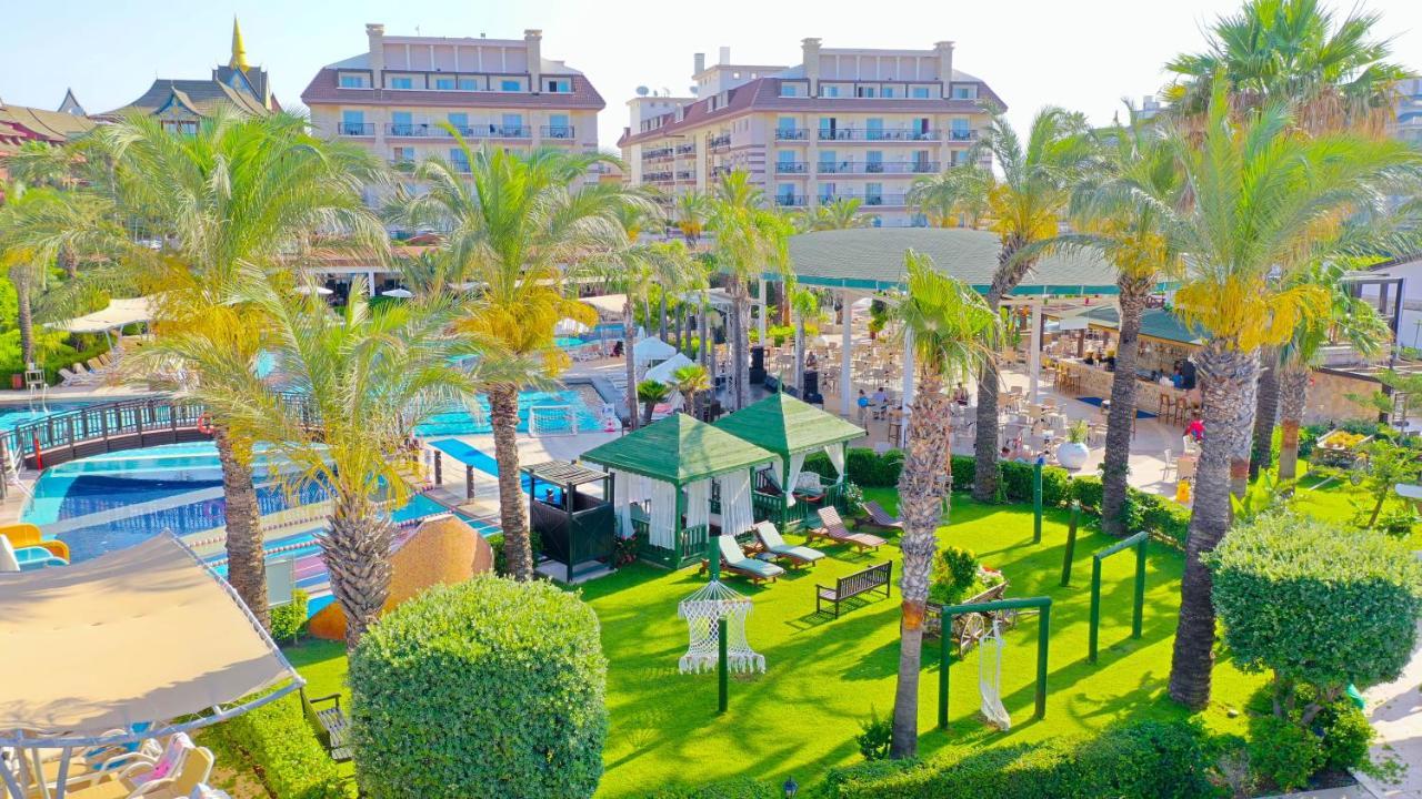 Crystal Family Resort & Spa Belek Bagian luar foto