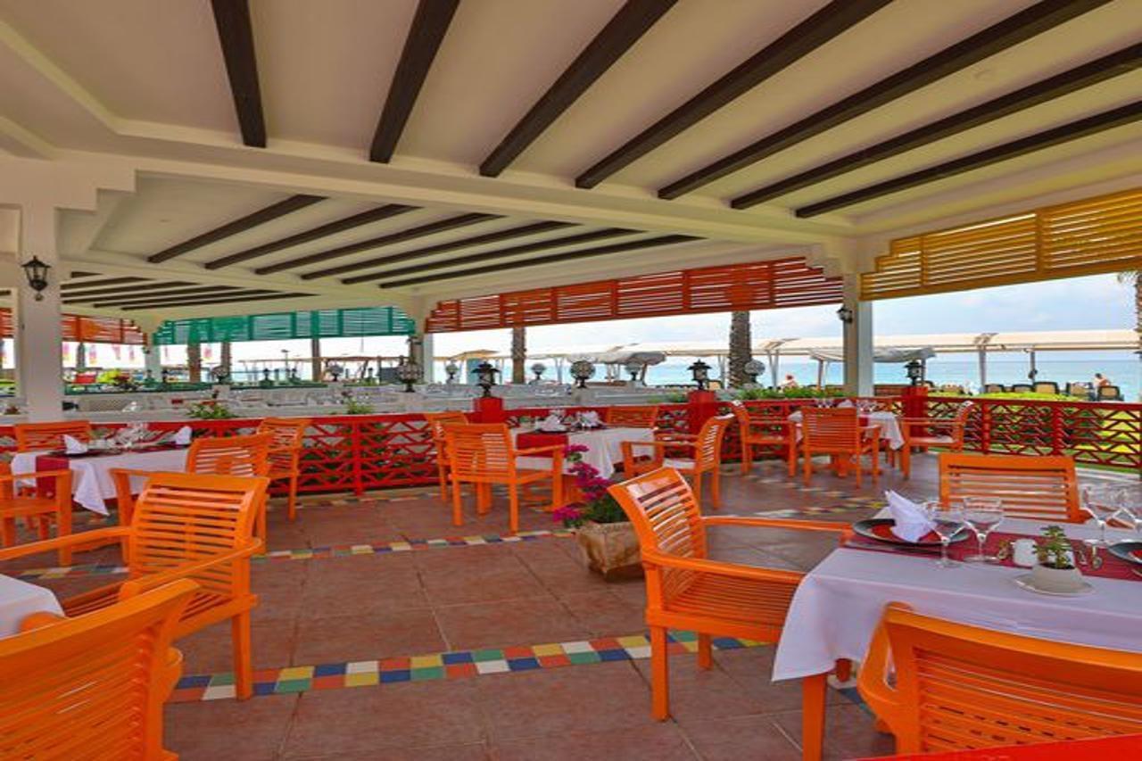 Crystal Family Resort & Spa Belek Bagian luar foto