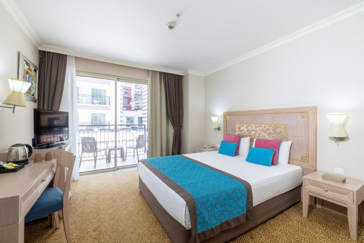 Crystal Family Resort & Spa Belek Bagian luar foto